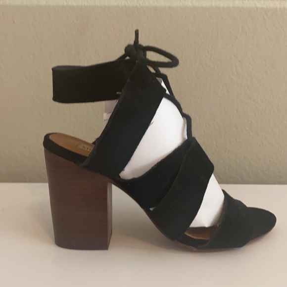 Steve Madden emalena a block heel - Picture 3 of 3